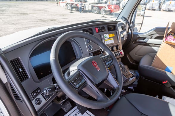 New Manitex TC45142S on New Kenworth T880
