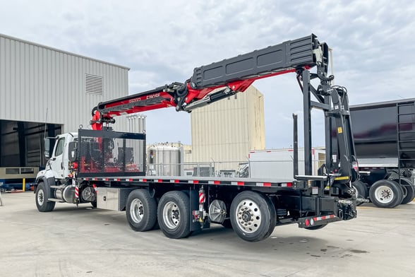 New Fassi F390SE.24 GC on New Freightliner 114SD+