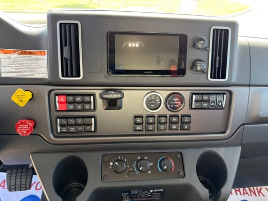 New IMT 16000 Series III on New Freightliner 114SD Plus