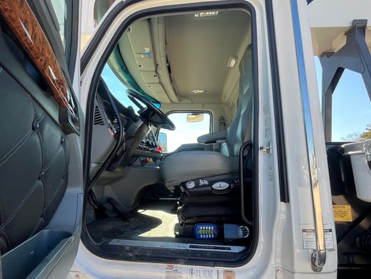 Used 2020 Manitex 40124SHL on Used 2020 Kenworth T880