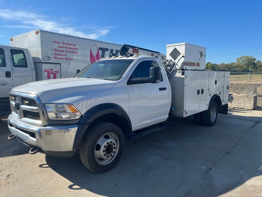 Used 2017 IMT 2020 with DSC20 service body on Used 2017 Ram 5500