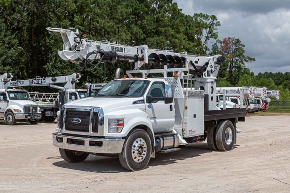 New Versalift TMD-2047-T on New Ford F-750