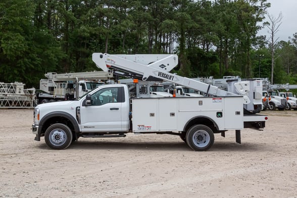 New Versalift VST-40-I on New Ford F-550