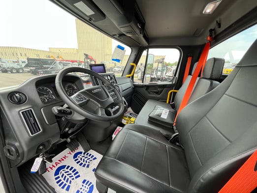 New Manitex PL 74 S on New Freightliner 114SD+