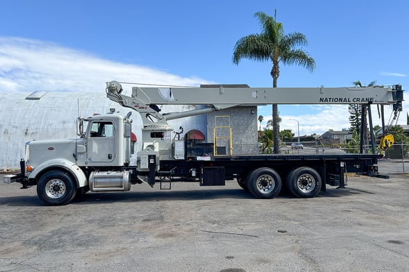Used 2020 National NBT30H-2-110 on Used 2020 Peterbilt 567