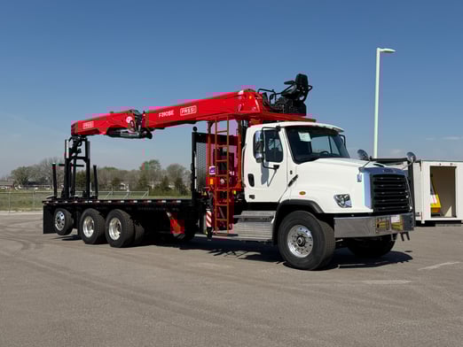 New Fassi F390SE.24 TSRC on New Freightliner 114SD Plus