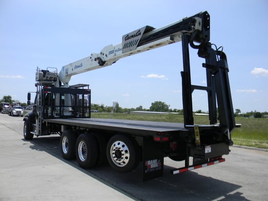 Used 2014 Cormach 30000 WB45 on Used 2015 Freightliner 114SD