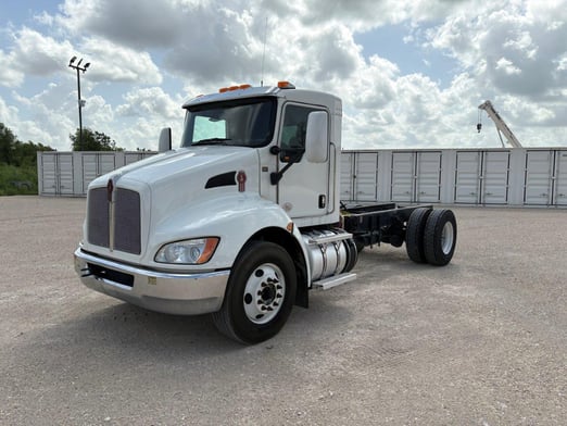 Used 2019 Kenworth T370