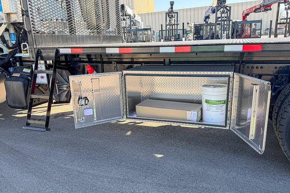 New Cormach 30000 WB66 GCRC on New Freightliner 114SD Plus