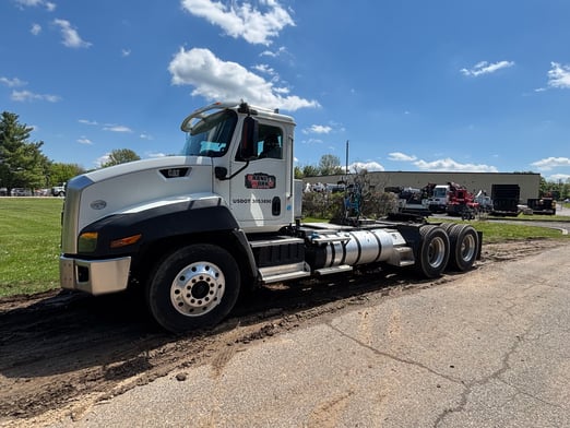 Used 2015 Cat CT660S