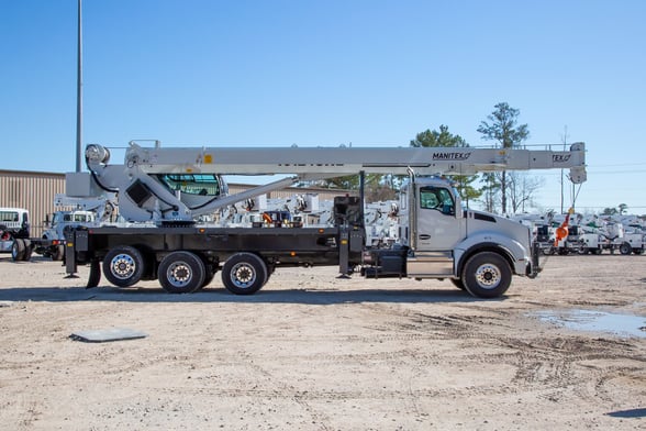 New Manitex 40124SHL on New Kenworth T880
