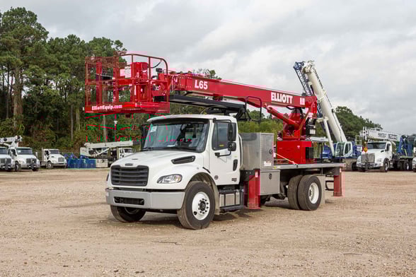 New Elliott L65R HiReach on New Freightliner M2 106 Plus