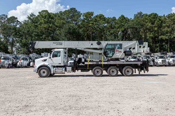 New National NBT55L on New Peterbilt 567