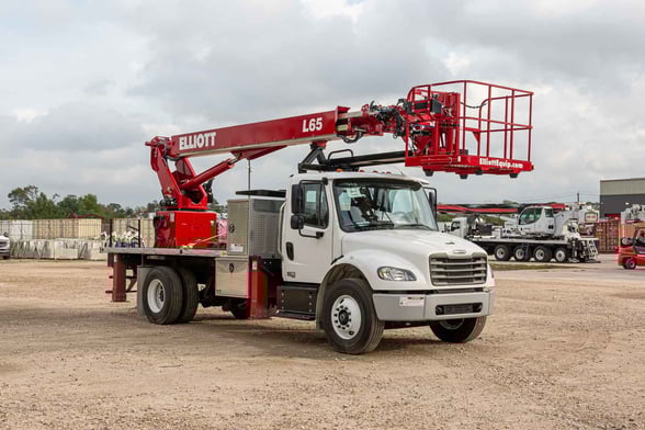 New Elliott L65R HiReach on New Freightliner M2 106 Plus