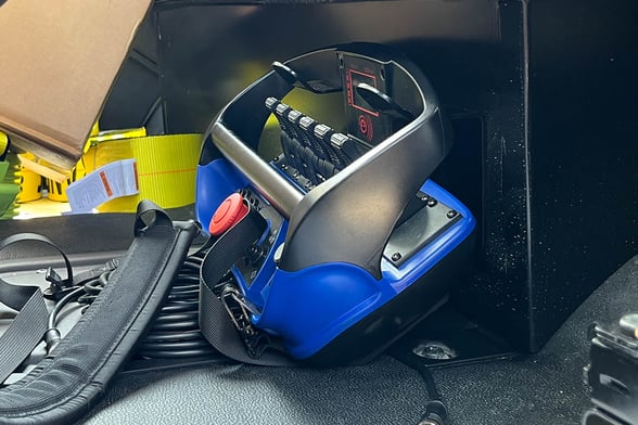 New Fassi F425SE.04 on New Freightliner 114SD Plus