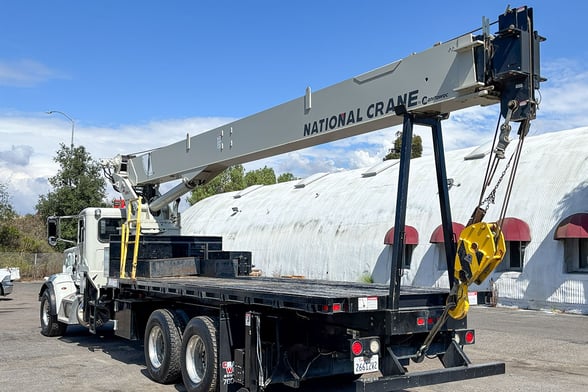 Used 2020 National NBT30H-2-110 on Used 2020 Peterbilt 567