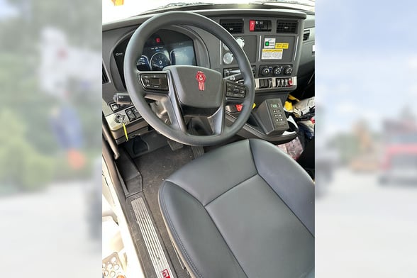 New Manitex 40124SHL on New Kenworth T880