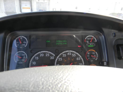 Used 2016 Altec AC23-95B on Used 2016 Freightliner M2 106