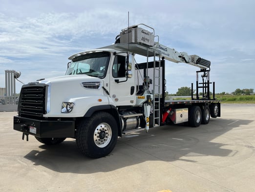 New Cormach 30000 WB66 on New Freightliner 114SD+
