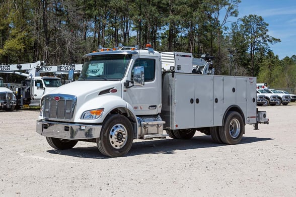 New IMT 12000 Dominator III Service body on New Peterbilt 537