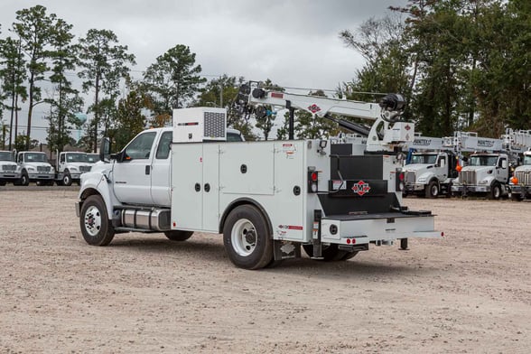 New IMT 10000-30 Dominator III 11' service body on New Ford F-750