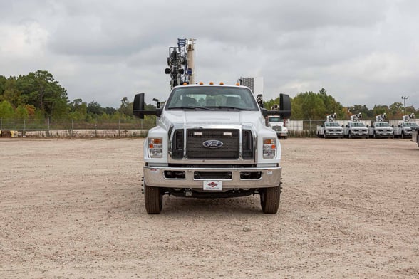 New IMT 10000-30 Dominator III 11' service body on New Ford F-750