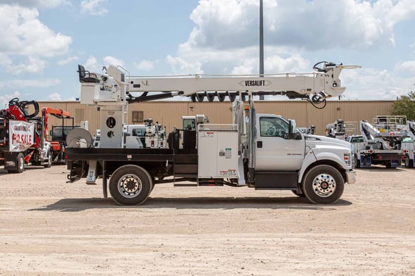 New Versalift TMD-2047-T on New Ford F-750
