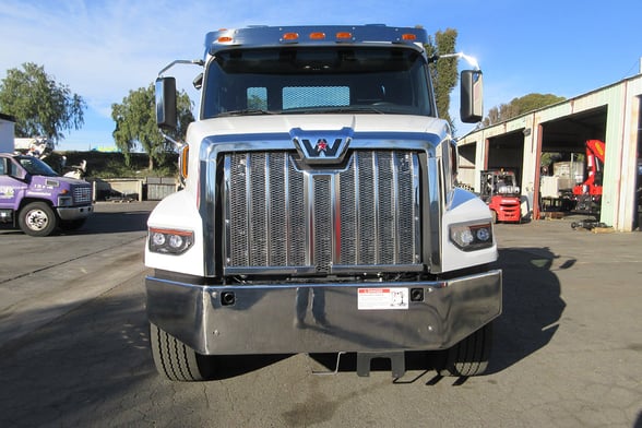 New Palfinger PK 33002 EH C on New Western Star 47X