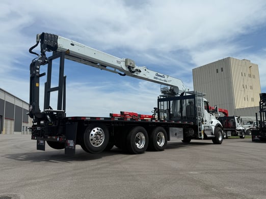 New Cormach 30000 WB66 on New Kenworth T880