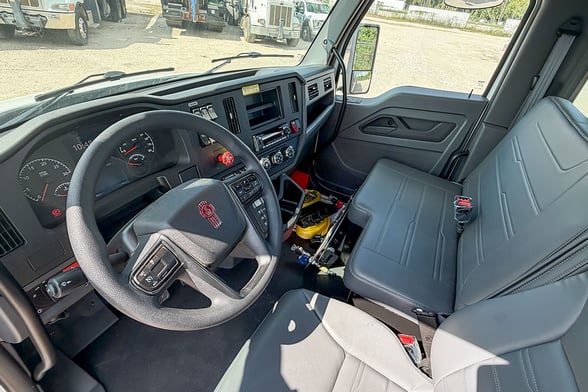 New Manitex 30102C on New Kenworth T480