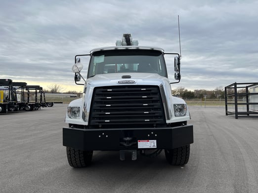 New Cormach 30000 WB66 GCRC on New Freightliner 114SD Plus