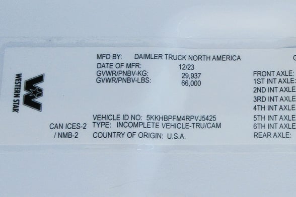 New Cormach 28200 E6 A.S.C. on New Western Star 47X