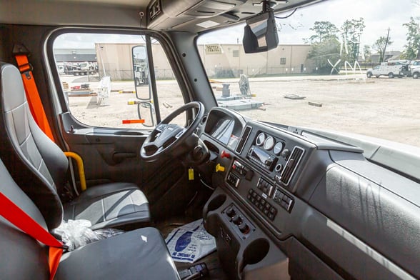New Palfinger PK 33002 EH C on New Freightliner 114SD+