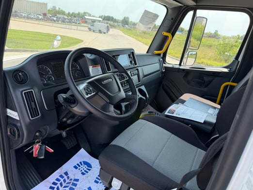 New Cormach 30000 WB66 TSRC on New Freightliner 114SD Plus