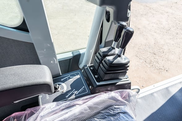 New Manitex 50155SHL on New Kenworth T880