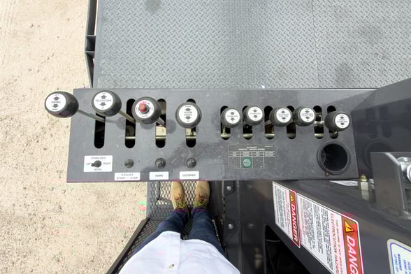 New Manitex 30102C on New Kenworth T480