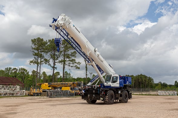 New Tadano GR-1000XLL-4 on New Tadano Carrier Tadano Carrier