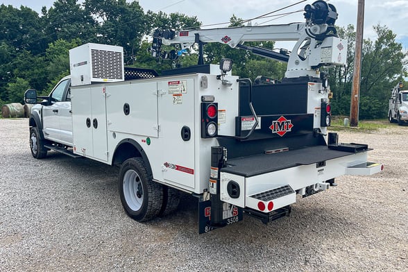 New IMT 7500-22 Dominator I Service body on New Ford F-550