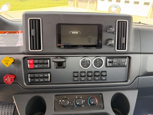 New Cormach 30000 WB66 GCRC on New Freightliner 114SD Plus