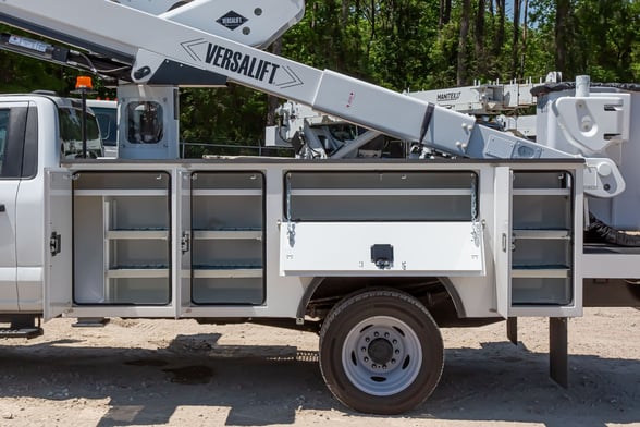 New Versalift VST-40-I on New Ford F-550
