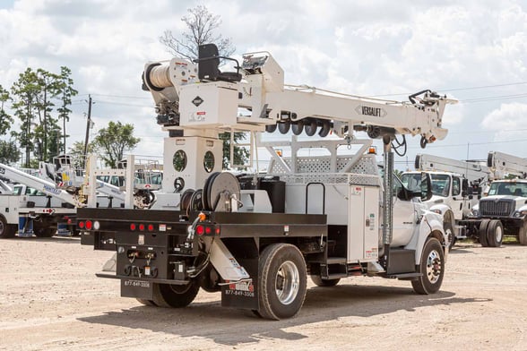 New Versalift TMD-2047-T on New Ford F-750