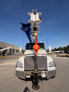 New Manitex 40124SHL on New Kenworth T880