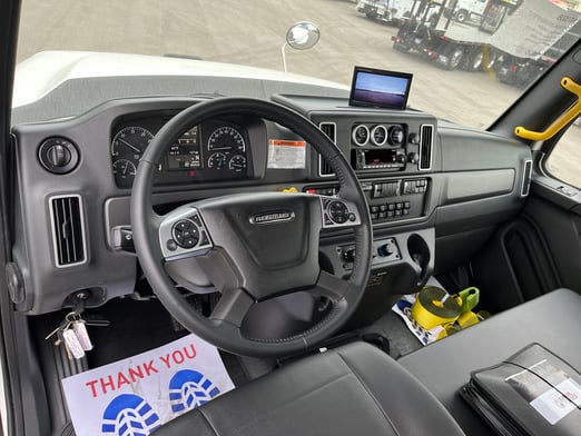 New Cormach 30000 WB66 GCRC on New Freightliner 114SD Plus