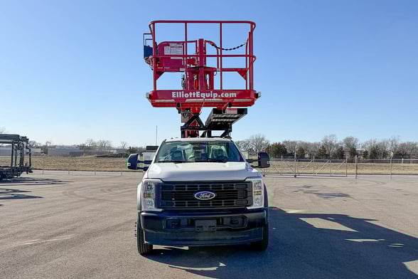 New Elliott L50R on New Ford F-550