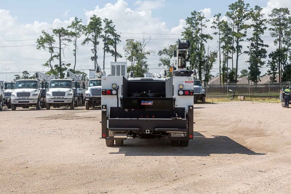 New Stellar 8630 with TMAX 1-11 aluminum body on New Ford F-550