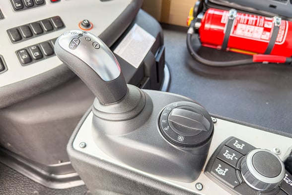 New Tadano AC 5.130-1 on New Tadano Carrier Carrier