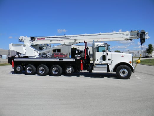 Used 2019 Elliott 45142 on Used 2019 Peterbilt 367