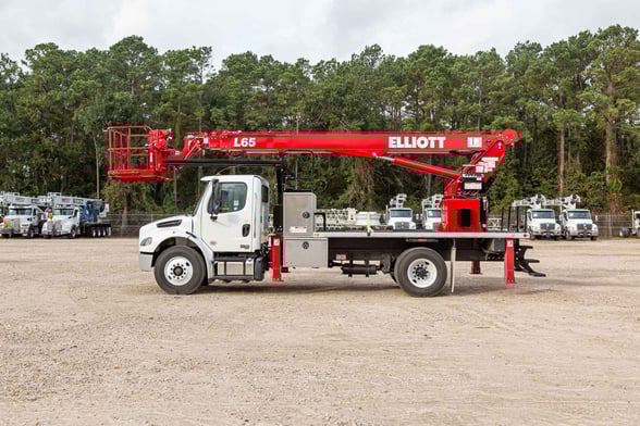 New Elliott L65R HiReach on New Freightliner M2 106 Plus