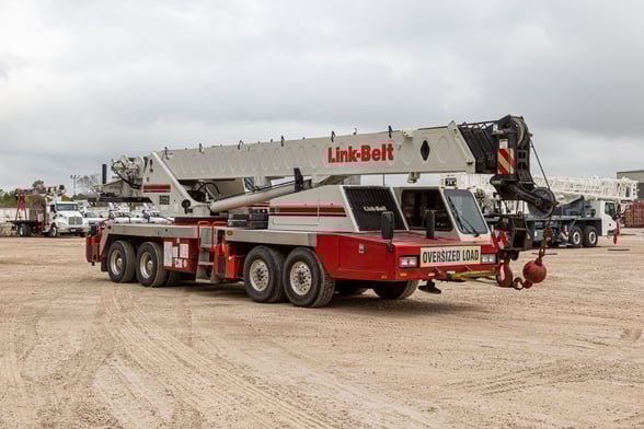 Used 2012 Link-Belt HTC 8660 II on Used 2012 Link-Belt Carrier Carrier