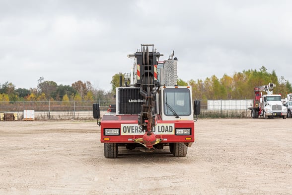 Used 2012 Link-Belt HTC 8660 II on Used 2012 Link-Belt Carrier Carrier